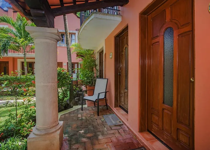 Hacienda San Miguel & 3*