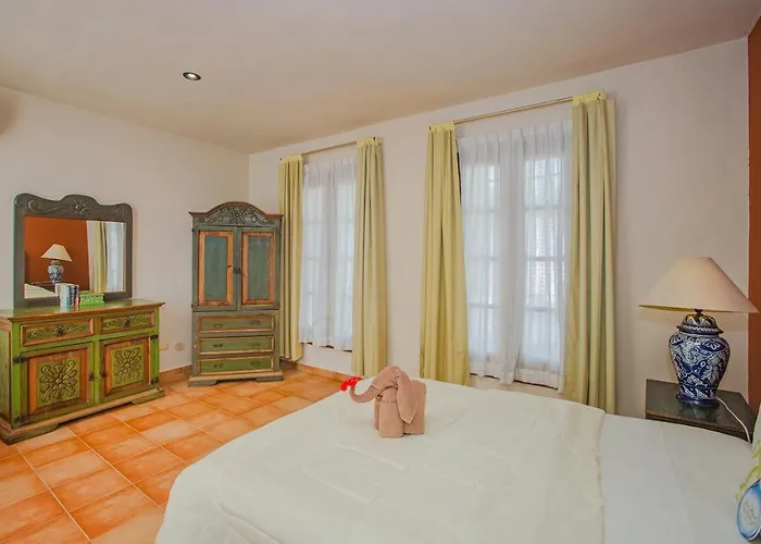 Hacienda San Miguel & 3*